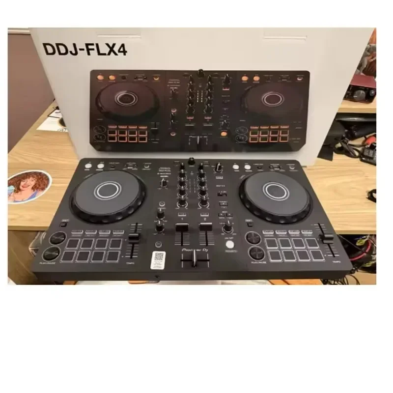 

Оригинальный 2-канальный DJ-контроллер Pioneer DDJ FLX4 - совместим с программным обеспечением Serato Lite и Rekordbox