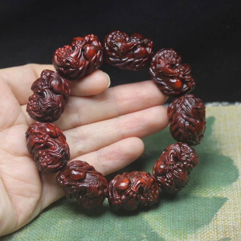 

Lion Head , Carved Bead Buddhist Bracelet, New Cultural Craft Item, Rhino Horn Rosewood