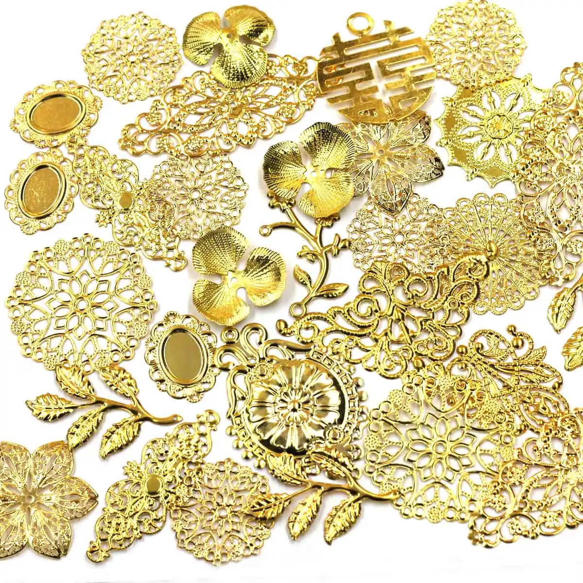 Random Embellishments Gold Plated Connectors Triangle Flower Pattern Filigree Wraps Alloy Craft Jewelry DIY Finding