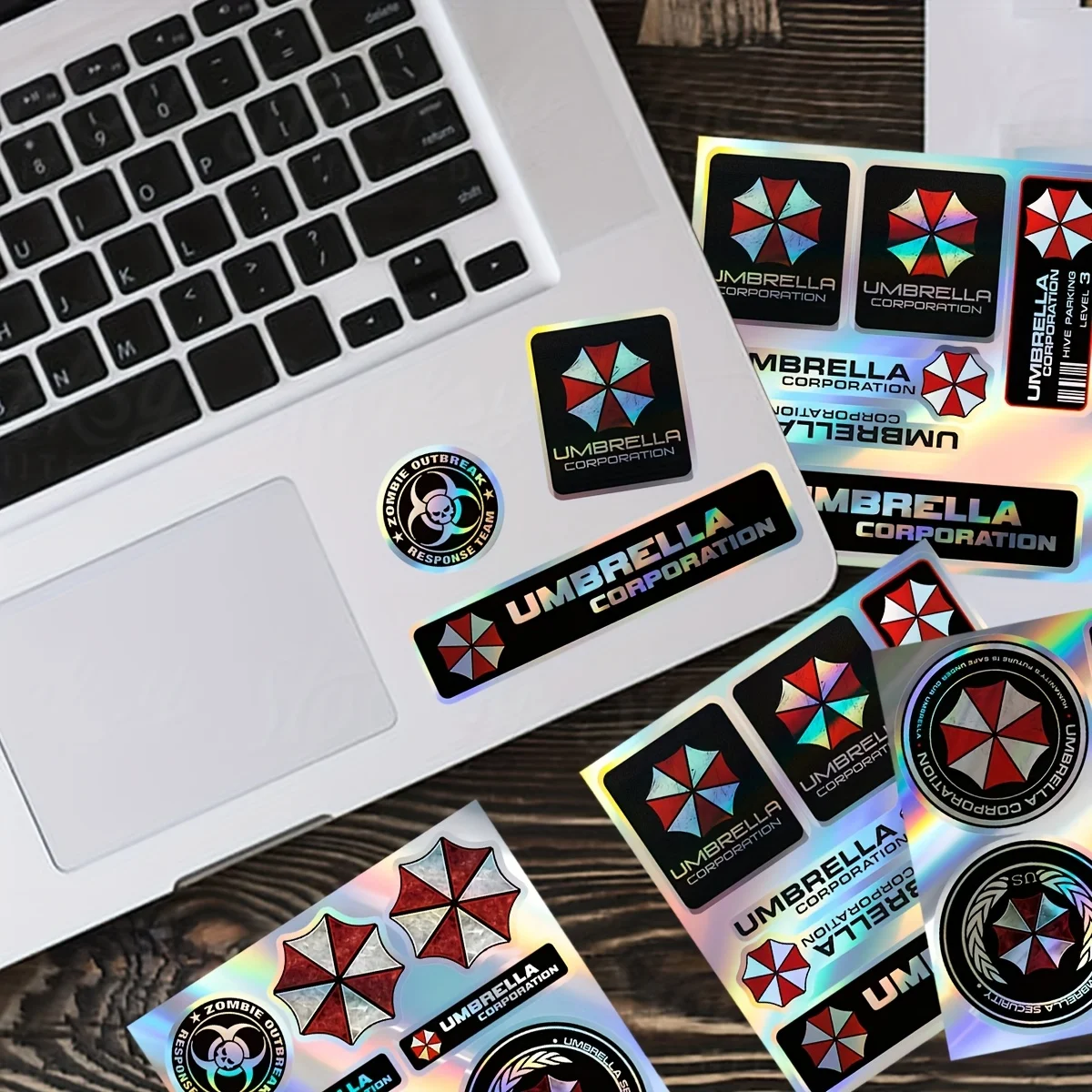 

Laser-effect umbrella design. Heatproof/waterproof for cars, consoles & laptops.Bike Motorcycle Stickers