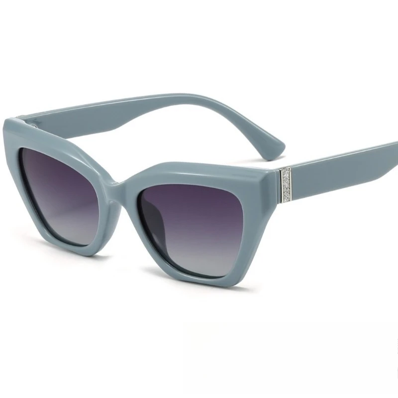 

​​2025 Square Cat Eye Sunglasses Polarized UV400, Viral Street Chic Luxury Anti-Glare for Women Men Driving & Fashion​​