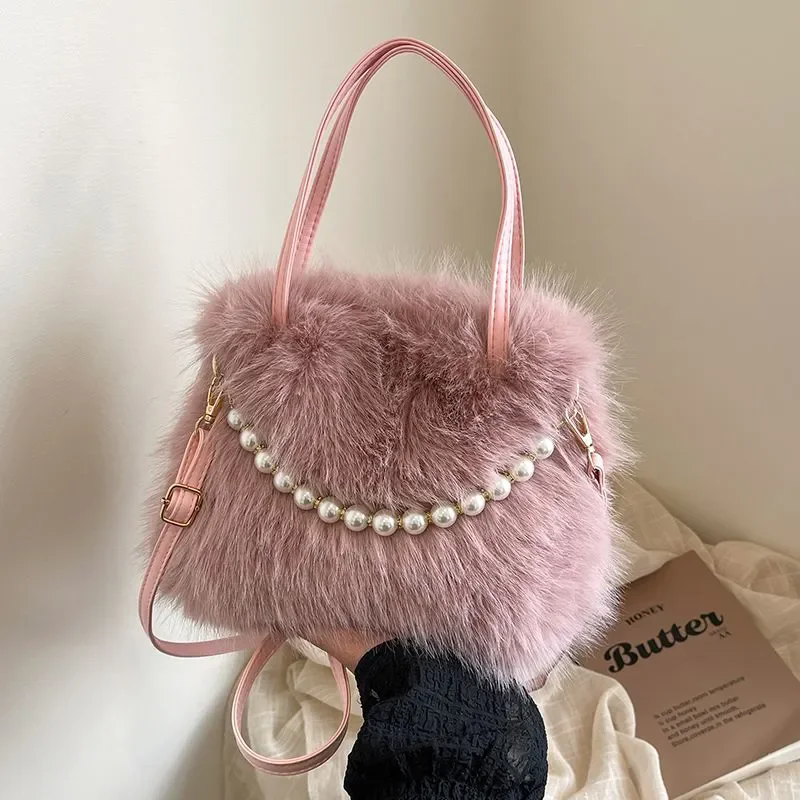 

Winter Fashion Faux Fur Crossbody Bags for Women's Gift, Pearl Chain Decor Shoulder Bag, Ladies Handbags Top-handel Bag