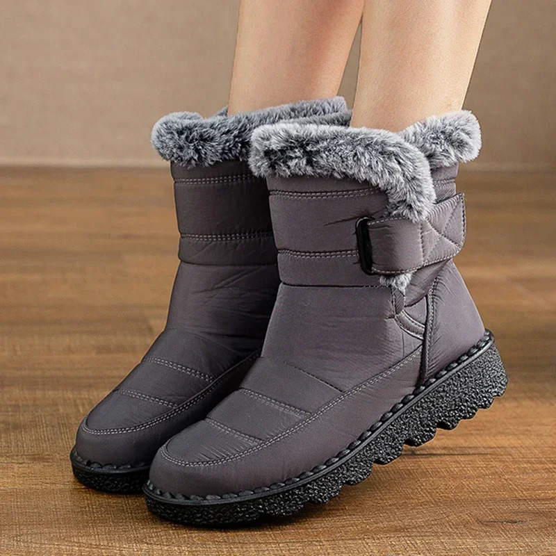 Botas de neve de inverno mulheres antiderrapantes plataforma impermeável sapatos acolchoados de algodão botas de mujer ao ar livre botas de tornozelo quentes para mulher 36-44