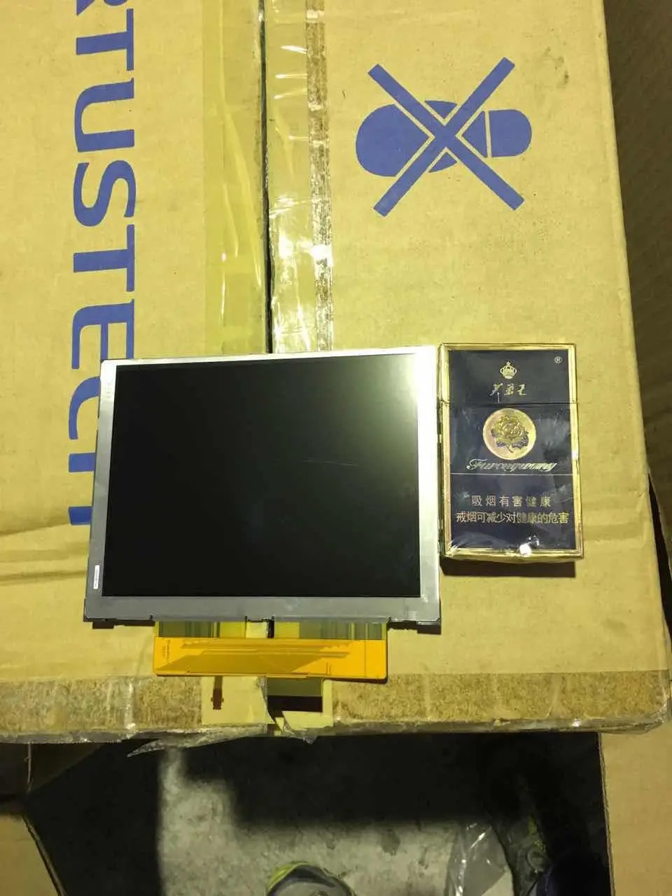 Pantalla industrial COM65T6112GLC original de 6,5 pulgadas