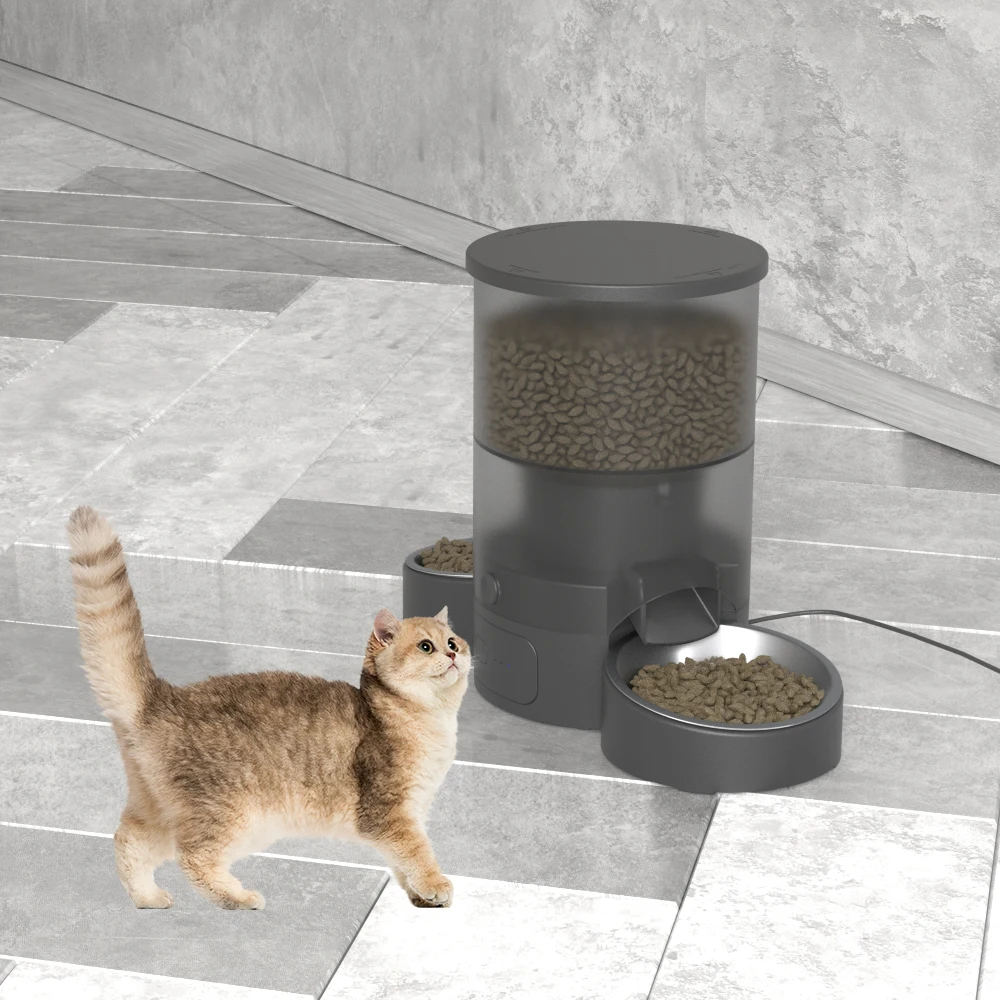 

Dog and cat microchip capacity leak-proof black plastic smart pet feeder wireless mobile