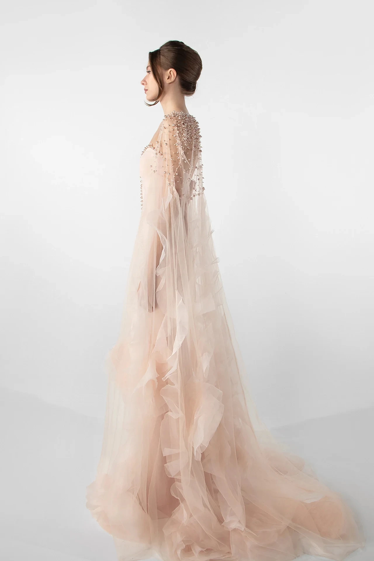 Maßgeschneiderte elegante Abendkleider für Damen, trägerloses, bodenlanges Ballkleid in A-Linie mit Perlen, Tüll-Schal, Partykleid