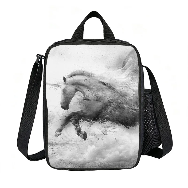 Horse Shoulder Strap Insulated Lunch Bags 2D Cartoon Boys/Girls Picnic Food Preservation Lunch Box Bag Thermal