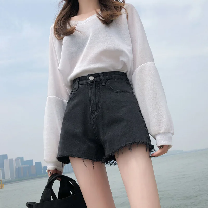 

Women's loose denim shorts for summer2021New summer wide-leg shorts, trendy hot pants, straight high-waisted slimming design