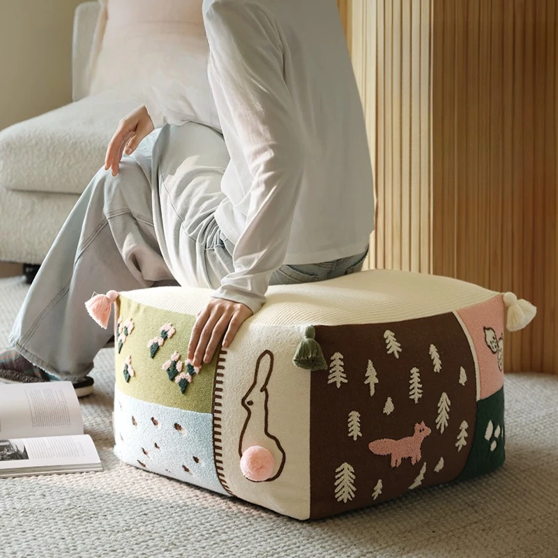 Sitting pier living room bedroom foot pedal futon small animal cute children's room household square stool