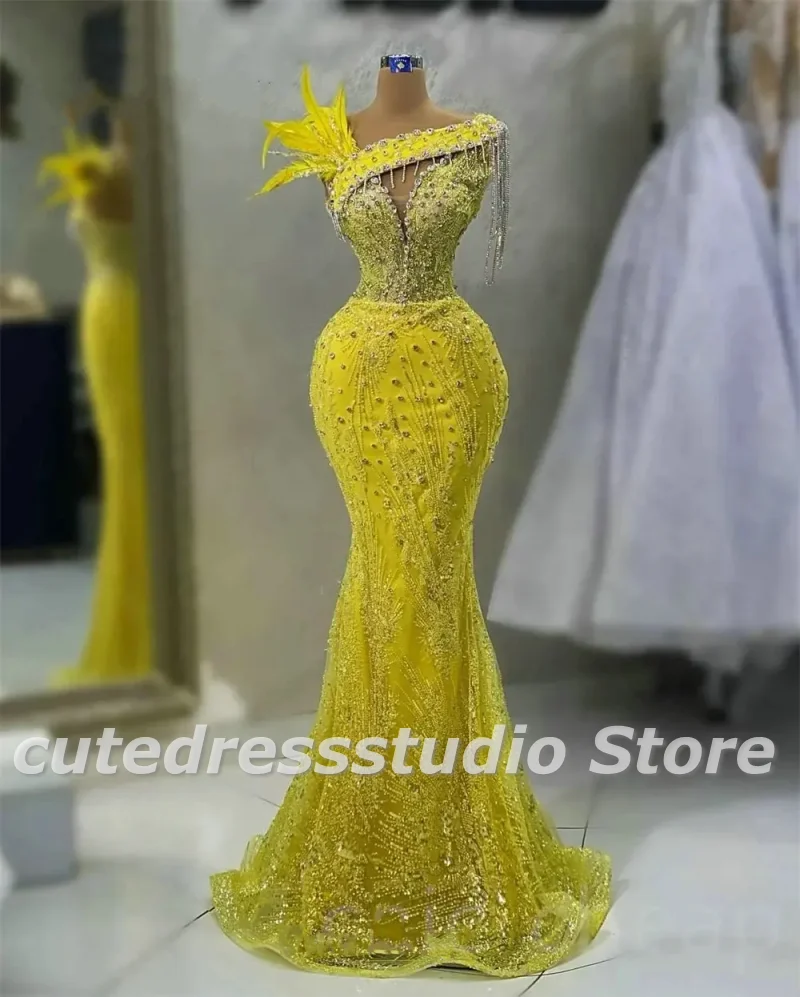 Luxury Yellow Evening Dresses One Shoulder Sequin Mermaid Prom Gowns Feathers Women Dresses Elegant Party Weddings Customized