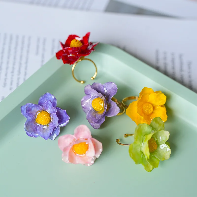 

Multicolor Natural Flower Finger Rings Handmaking Epoxy Resin Dried Flower Adjustable Women Rings Unique Floral Ring Jewelry