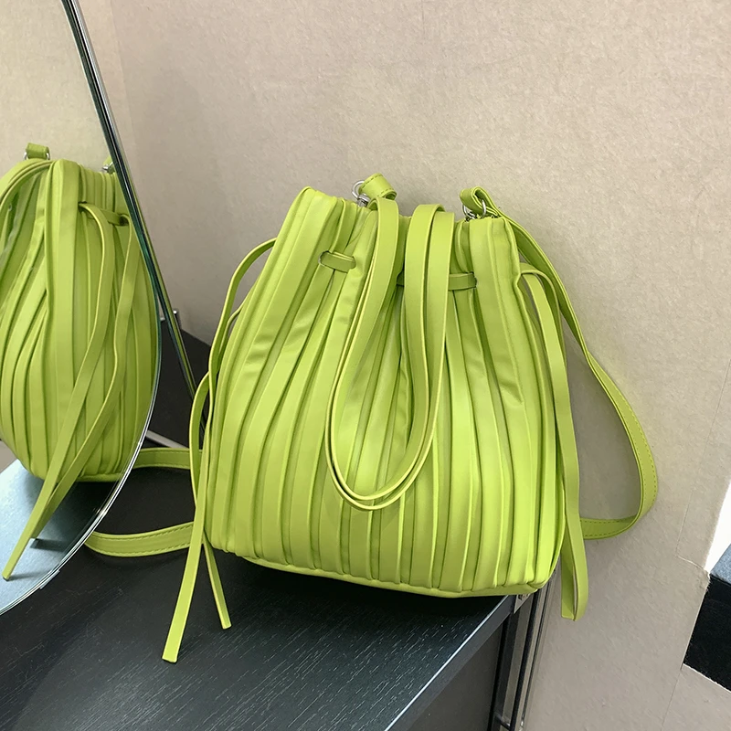 7 Colors Pu Leather Crossbody Bags For Women Brand Designer Strip Pleated Handbag Ladies Bucket Shoulder Bag Fashion Clutches