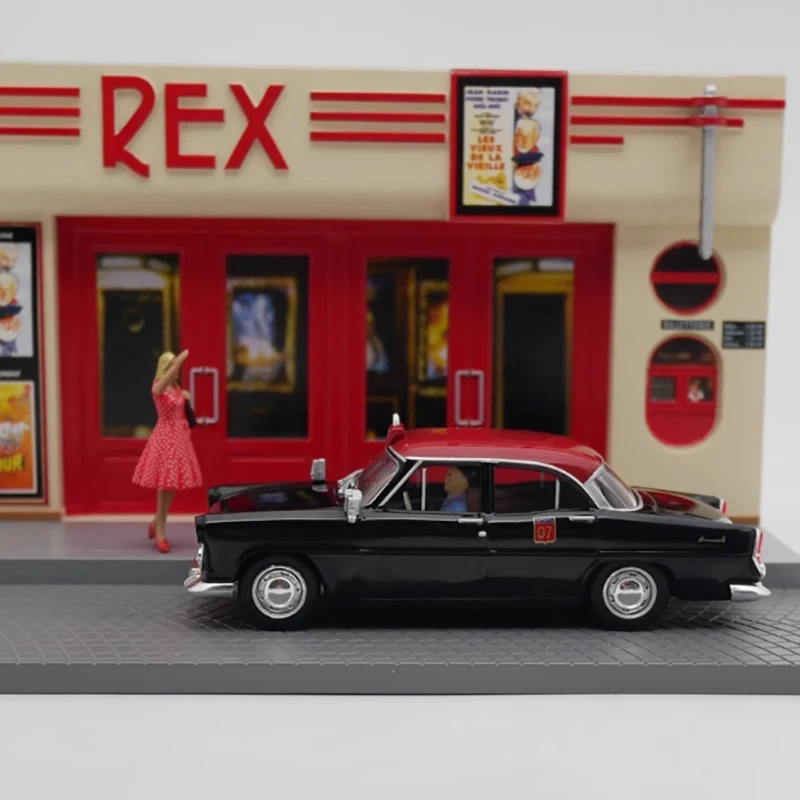 

Литой под давлением масштаб 1:43 кинотеатр песочный стол такси сцена модель автомобиля сплав готовая игрушка коллекция хобби орнамент статический дисплей
