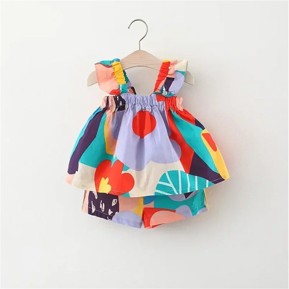 New Summer Girls\' Two-piece Halter Small Flying Sleeve Pleated Color Patchwork + Shorts Two-piece Children(0-3 Years Old Girls)