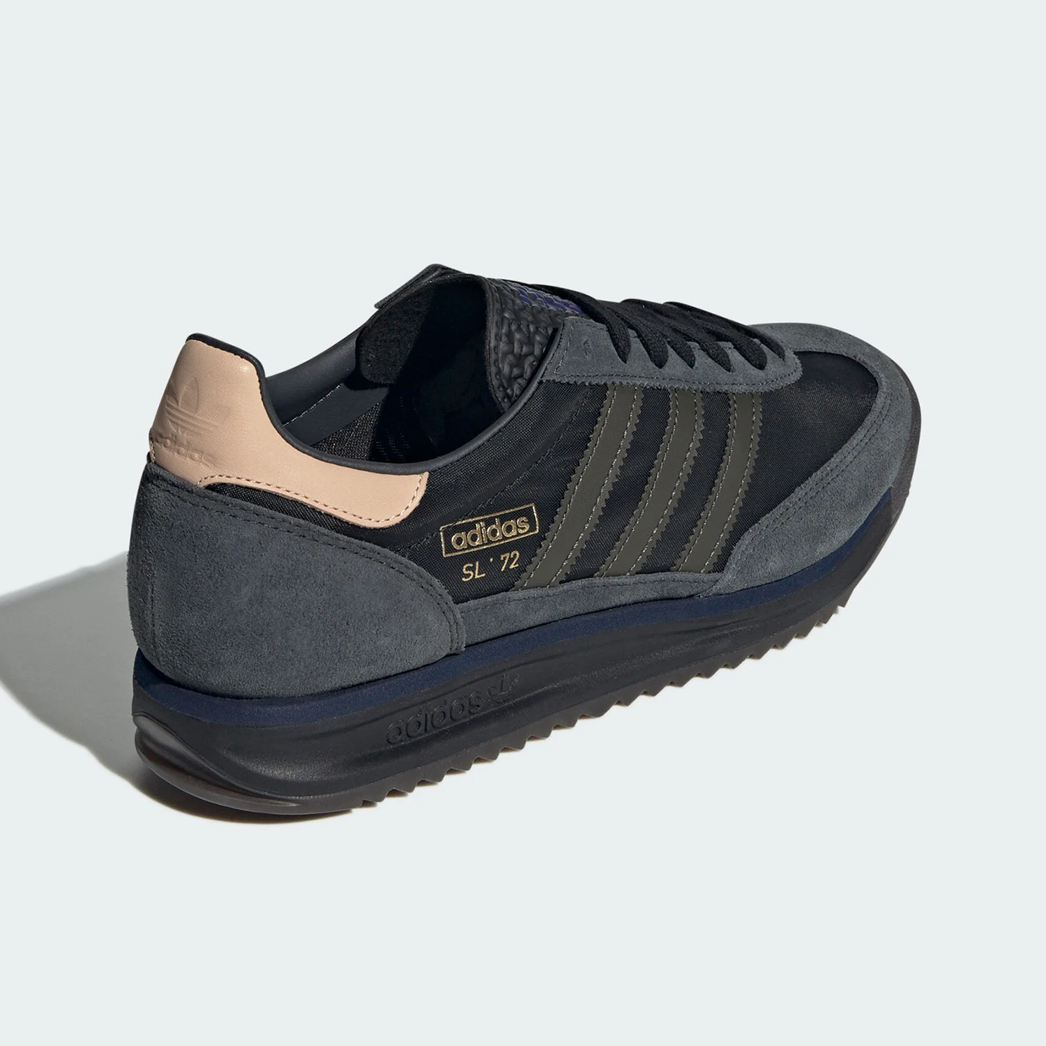حذاء Adidas Official Genuine Originals للرجال والنساء ذو رقبة منخفضة ورباط علوي متين IG4646