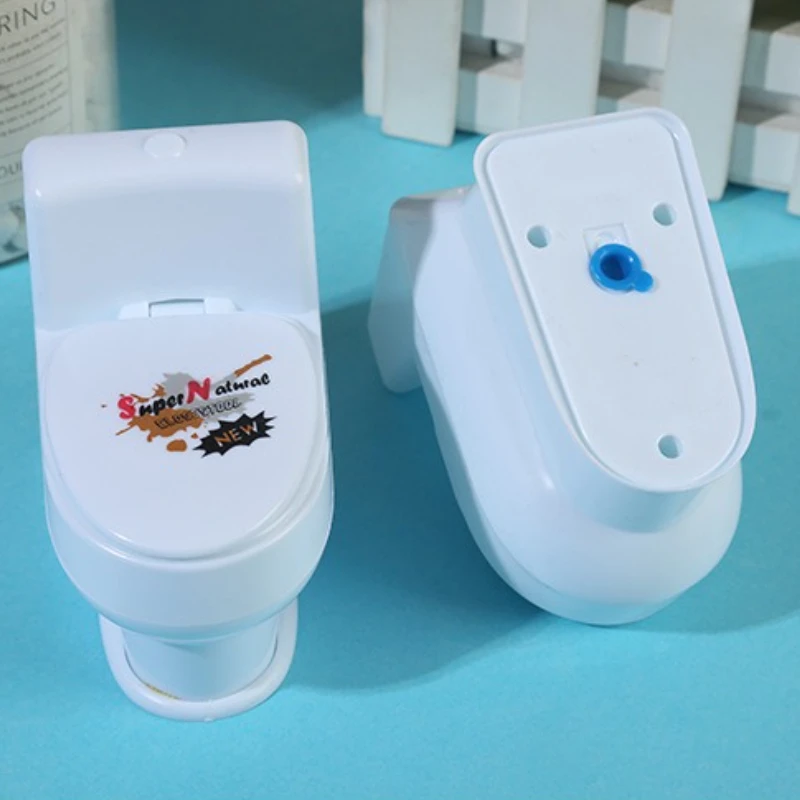 

Adult Stress Relief Toy Realistic Toilet Watergun Fun Prank Design Anxiety Relief Birthday Party Funny Gift
