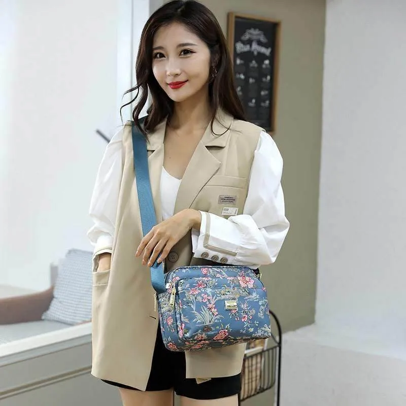 New 2025 Women's Nylon Oxford Cloth Crossbody Bag Casual Summer Multi-layer Small Bag Waterproof Mom Bag Leisure Handbag