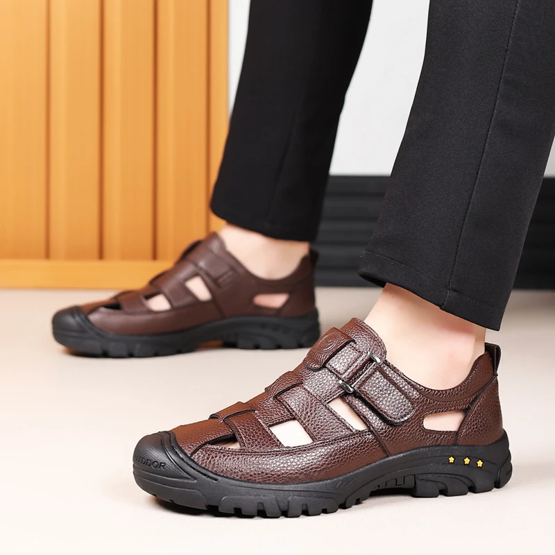 2024 Summer Shoes Men Sandals Hollow Out Breathable Genuine Leather Casual Shoes Man Driving Beach Sandals Soft Sole Men Sandal