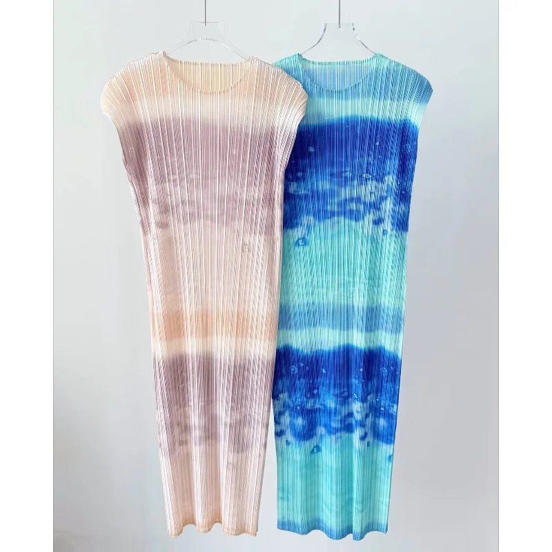

Miyake Pleated Dresses 2026 New Printed Sleeveless Straight Long Dress Casual Vacation Travel Wrinkle-Free Draped Women Clothing