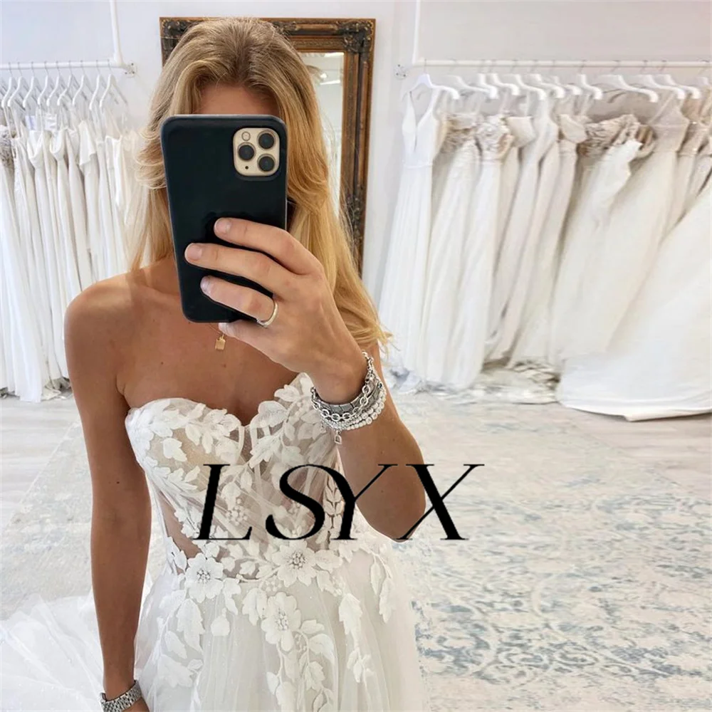 LSYX vestido de novia blanco de tul sin tirantes, apliques de línea a, ilusión trasera, tren de corte, hecho a medida