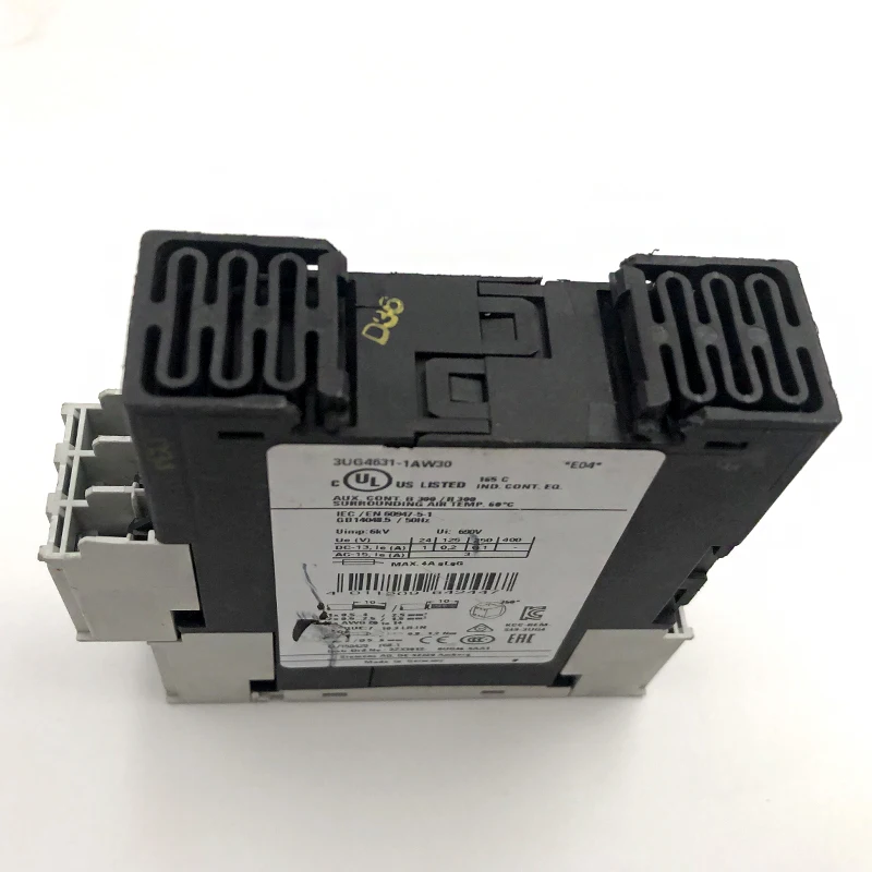 3UG4631-1AW30 SIEMENS SIRIUS    10PCS