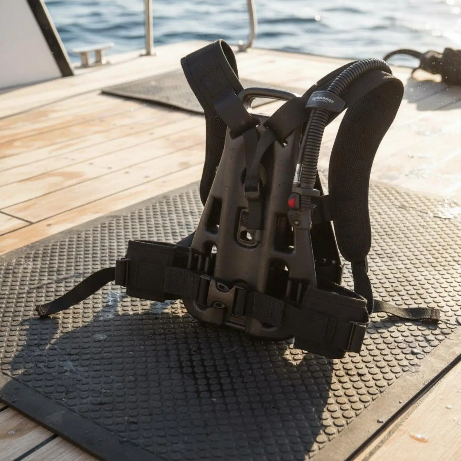 Diving Tank Bracket Soft Shoulder Pad Tank Carrier Scuba Accessory for Mini Scuba Diving and Underwater Work