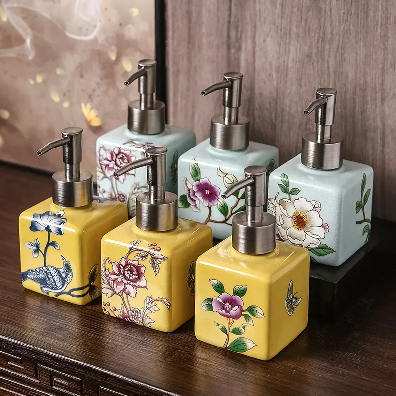 

Nordic ceramic hand sanitizer bottle Hotel lotion shampoo bath separate bottle Simple toilet press bottle Bathroom accessories