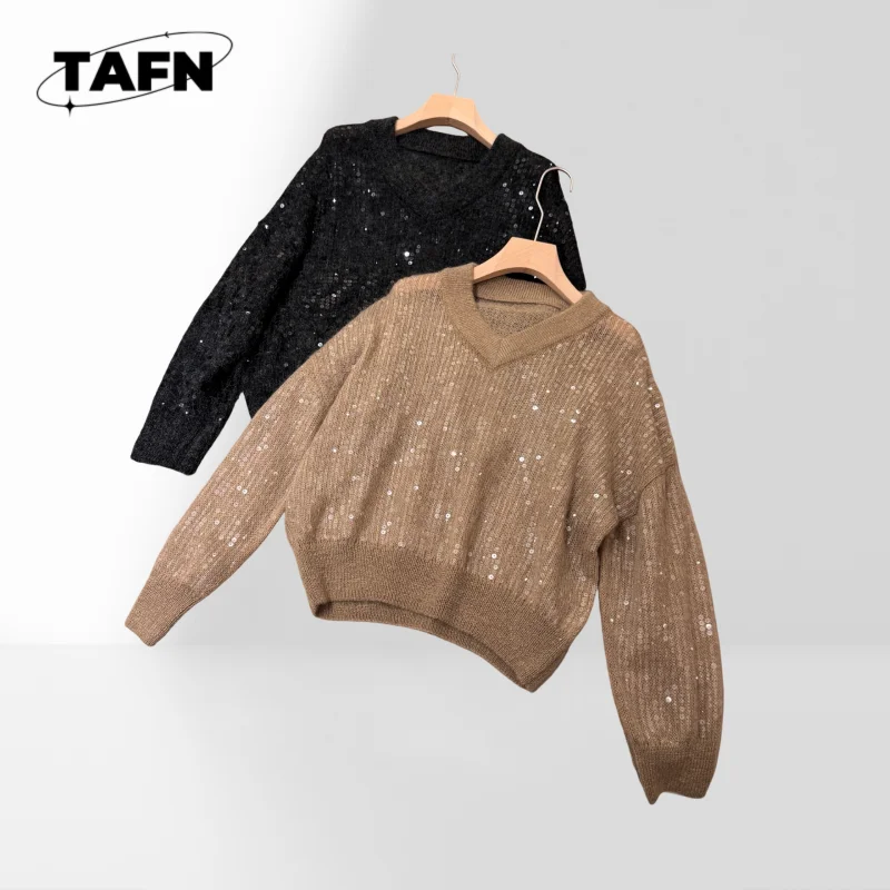 

Trendy Solid Color Knit Sweater for Men, Cozy and Fashionable for Winter Neck Sweater for Women, Warm Elegant for Winter AJ1803