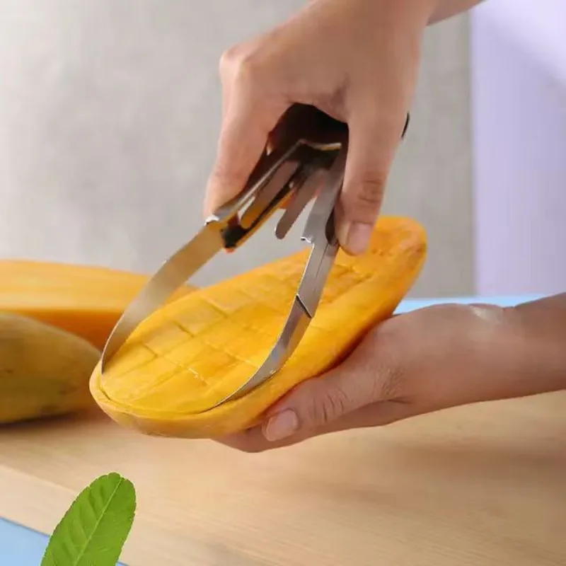 1Pcs mango peeler Mango Splitter Fruit Peeler Slicer Cutter Mango Cutting Knife Fruit Peeling Tool Coring Diced Kitchen Supplies