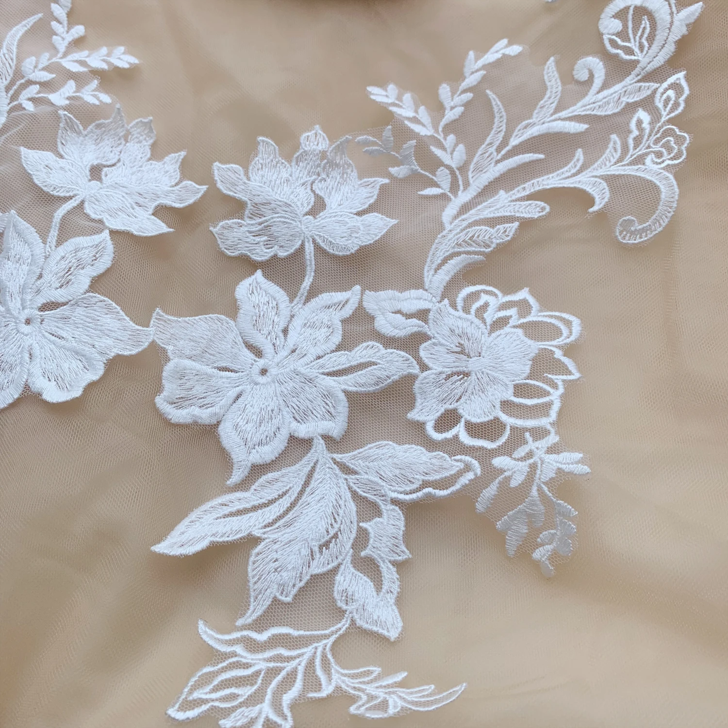 2 Paare. Baumwoll-Rayon-Stickerei-Spitzenapplikation, handgemachte Blume, DIY-Hochzeits-Patch-Material, Spiegelblumen RS2506033 – Detail 5
