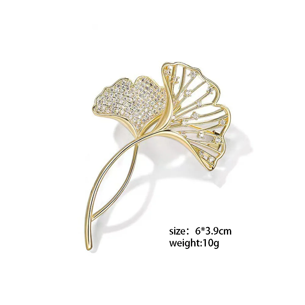 2024 New Ginkgo Biloba Brooch for Women Men Fine Luxury Inlaid Zircon Pin Clothes Corsage Backpack Accessory Party Jewelry Gift