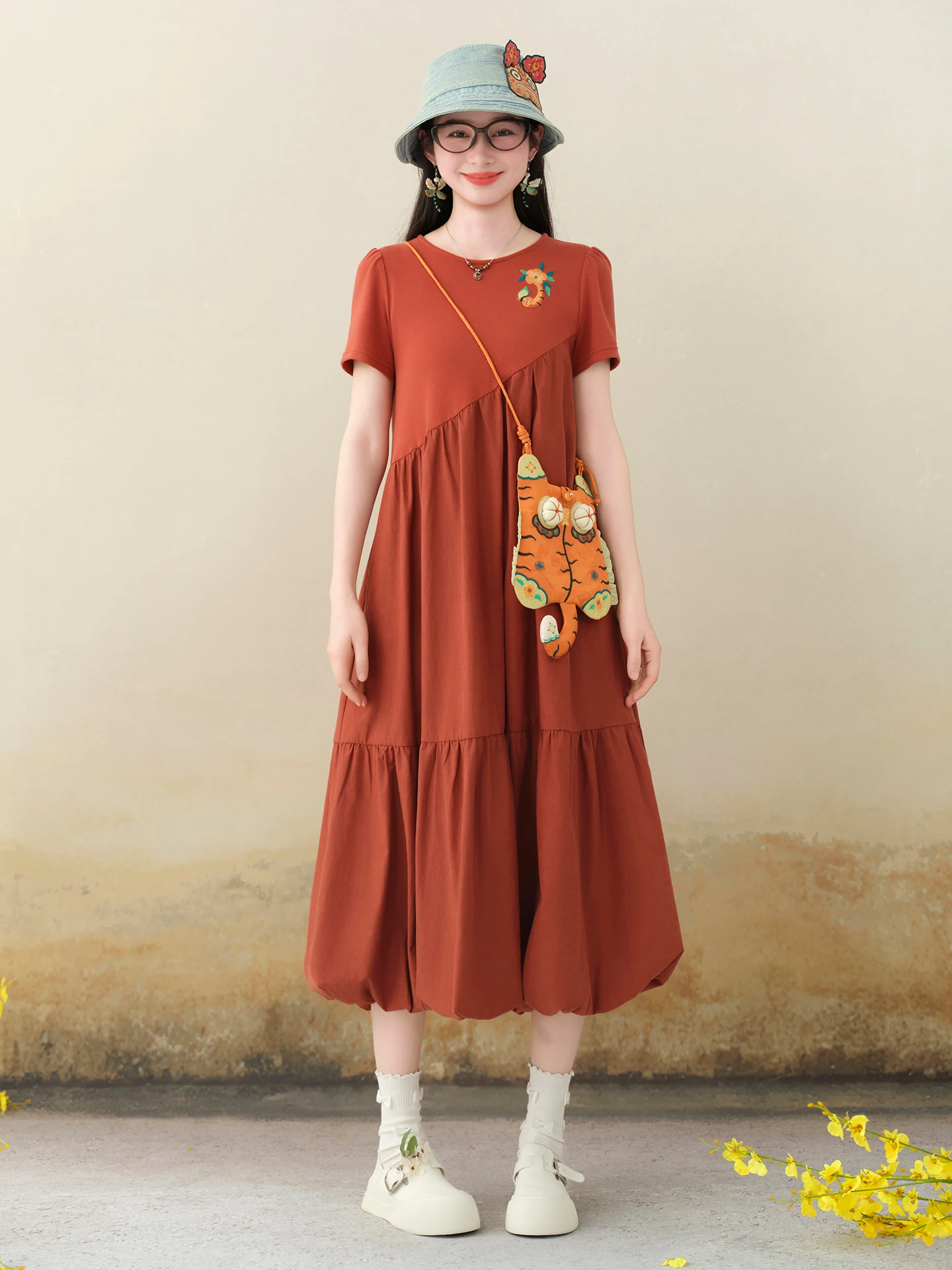 

Loose Casual Short Sleeve Embroidered Cake Skirt Two-Piece Set Original Summer New Style Cotton Blend Elastic Fabric A-Line D...