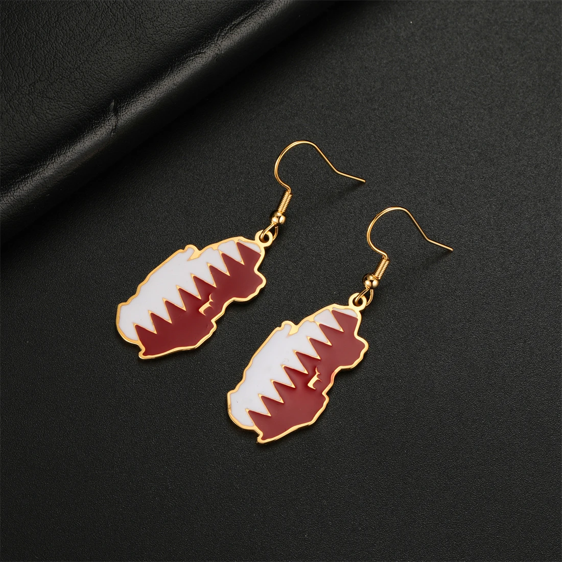 EUEAVAN Drip Oil Qatar Map Earrings For Women Men Stainless Steel Qatari Maps Flag Pendant Earring Patriotic Jewelry Wholesale