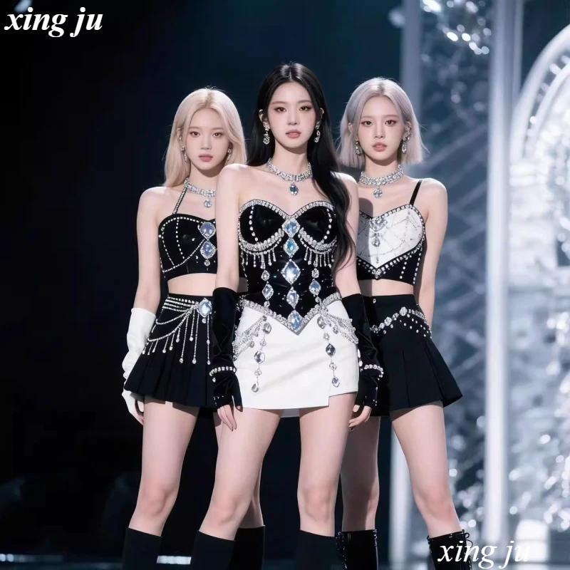 Xing Ju Kpop Korean Group Jazz Dance Costumes Women Luxury Diamond Sling Crop Tops Tight Skirt Nightclub Singer Stage Rave Wear