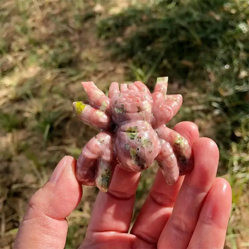 Natural Peach Blossom Tourmaline Spider Carving Mineral Sculpted Reiki Healing Gemstone Crafts For Art Collection Gift 1pcs