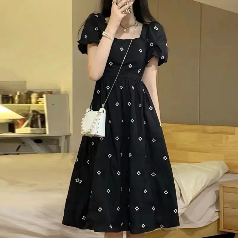 

Casual Dress with Floral Puff Sleeves and Square Neckline for Women A-line Bodycon Female Summer Casual Dresses Korean Vestidos