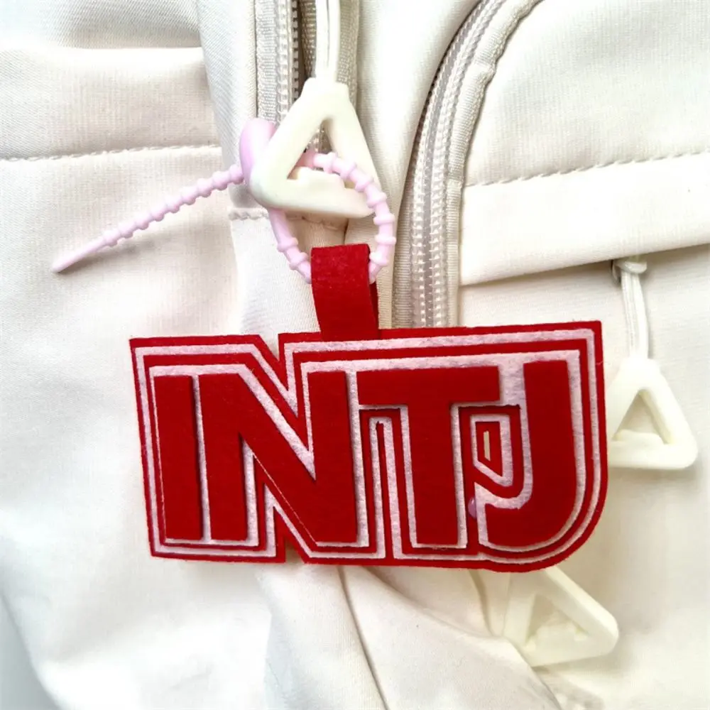 

Брелок для ключей с милой буквой MBTI, брелок в корейском стиле, нетканый кулон, подвеска для сумки, кулон 16, индивидуальный брелок для ключей, подарок