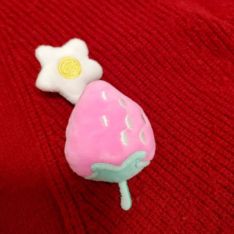 2pcs/set 2023 Fall Winter Cute Pink Strawberry Flowers Brooches Pins Handmade Cotton DIY Sweater Bags Fashion Accessories