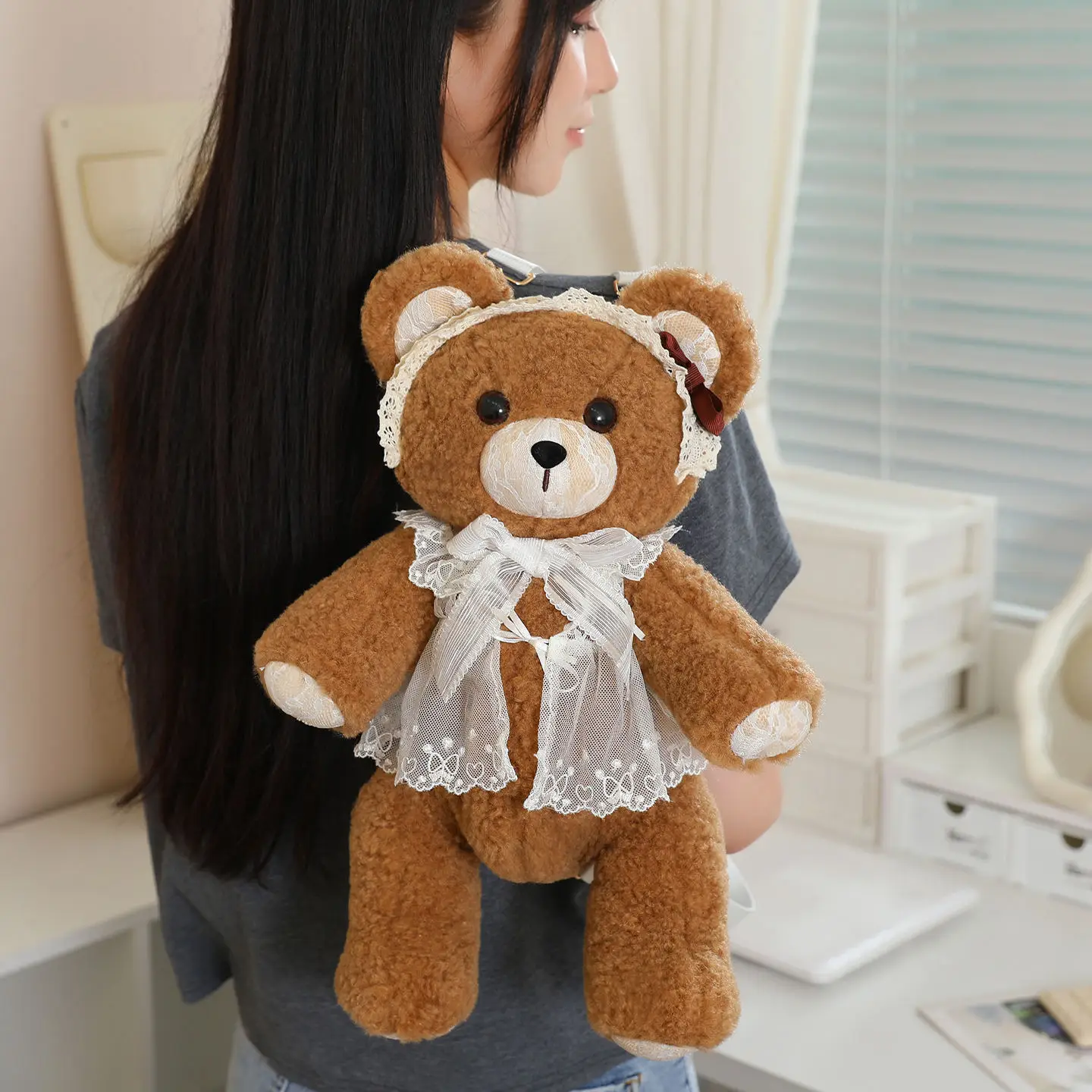 กระเป๋าเป้กระต่ายโลลิต้าน่ารัก กระเป๋าเป้หมีน่ารัก ตุ๊กตาสัตว์ กระเป๋าขนนุ่ม ข้อต่อขยับได้ ของขวัญวันเกิด/คริสต์มาสสำหรับเด็ก