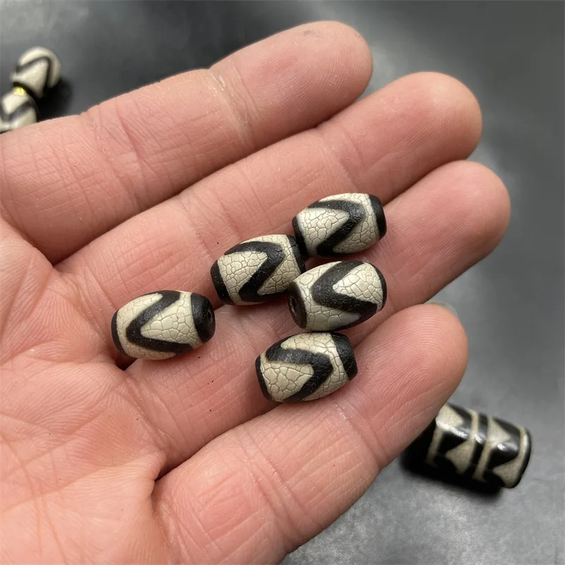 DIYOrnament Accessories Black and White Tiger Teeth Dzi Agate Bead Scattered Beads Old Agate Double Tiger Tooth-Cleaners Cylinde