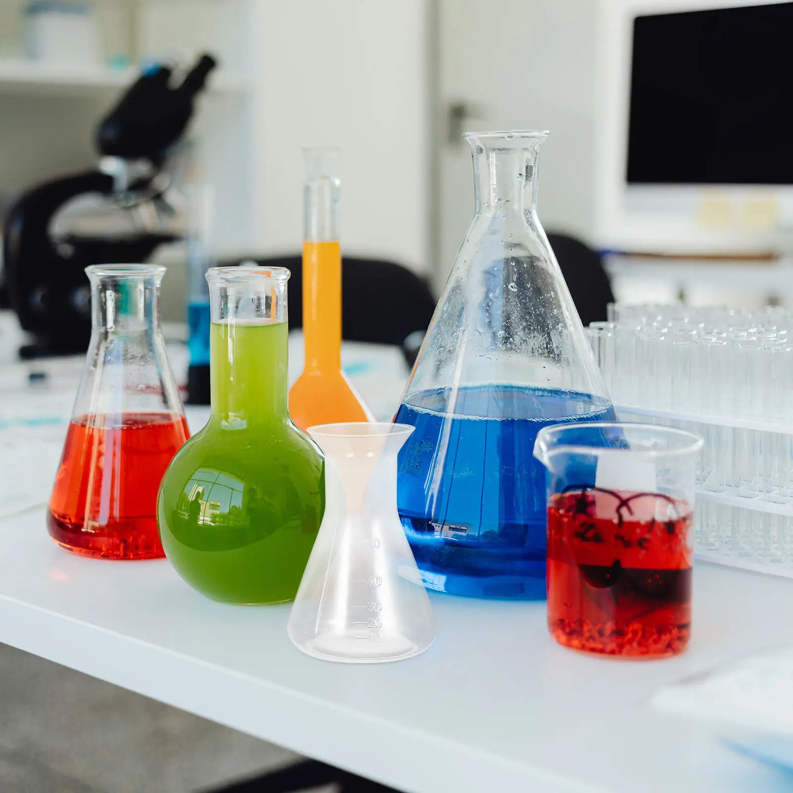 Flacon scientifique en plastique, 50Ml, 100Ml, gobelet conique de laboratoire pour la recherche en chimie, résistant aux produits chimiques, léger, 2 pièces
