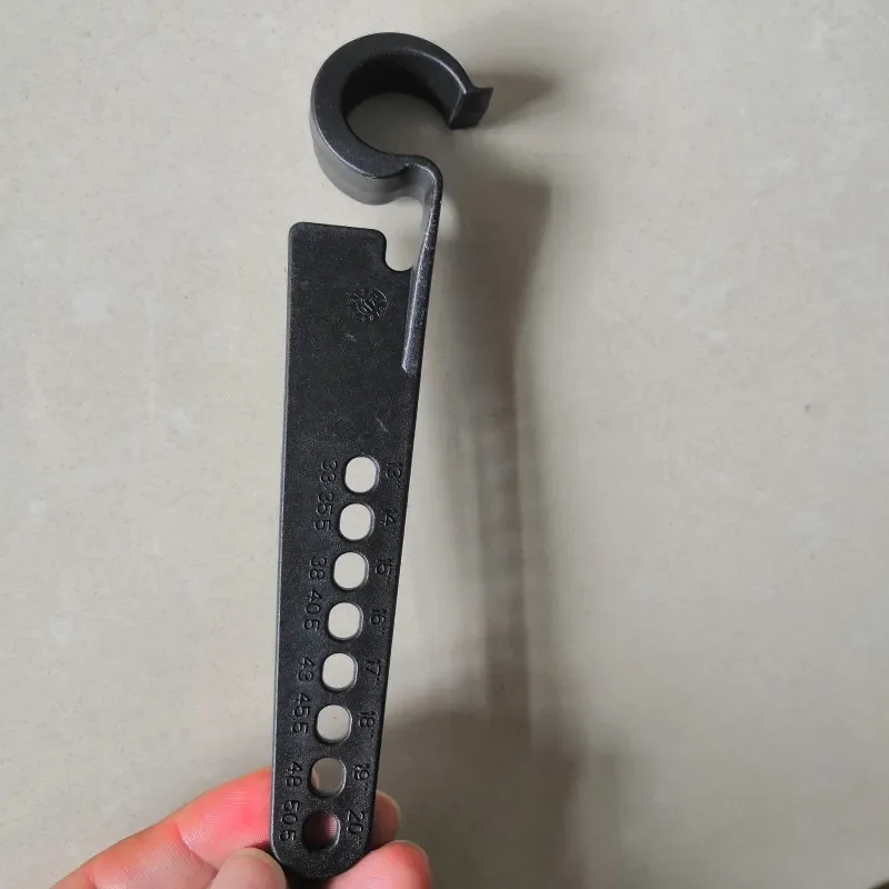 Wheelchair Accessories 8 Hole Cross Plastic Parts Side Pull Hook Fixed Buckle
