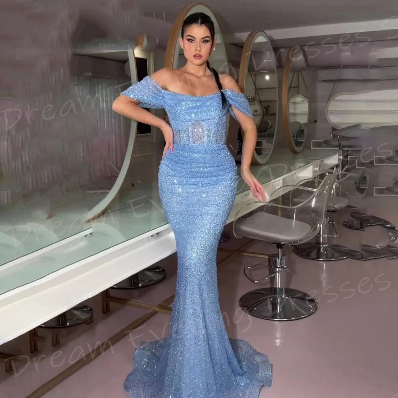 Charming Sky Blue Mermaid Klasyczne damskie suknie wieczorowe Sexy Off The Shoulder Prom Gowns Sleeveless Sequined فساتين 의لاتerad molt11)