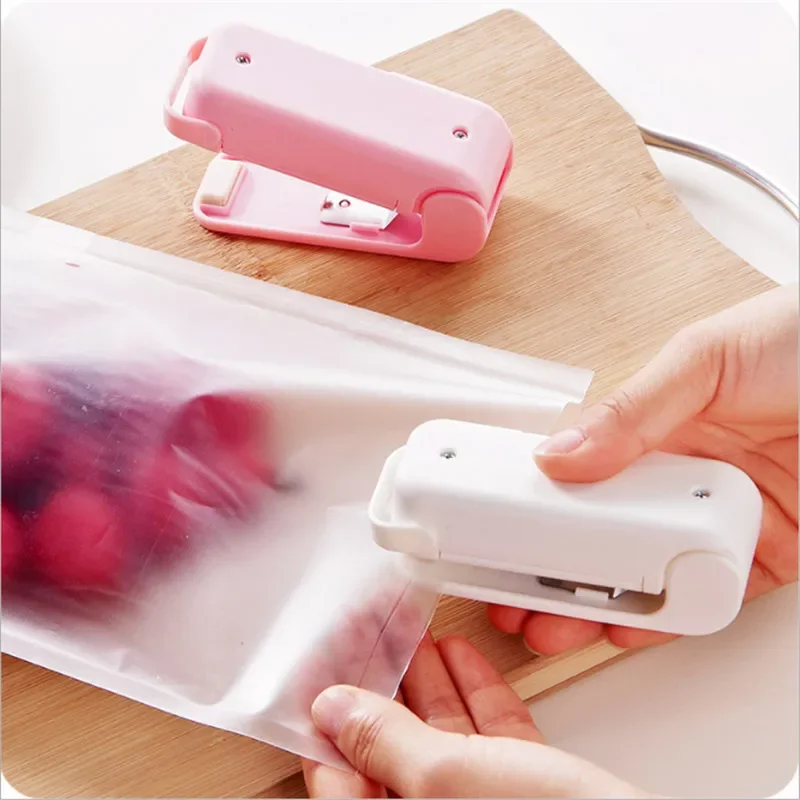 Mini máquina selladora de bolsas de plástico, máquina de sellado de Clip de almacenamiento, sellador portátil, sellado de embalaje para aperitivos