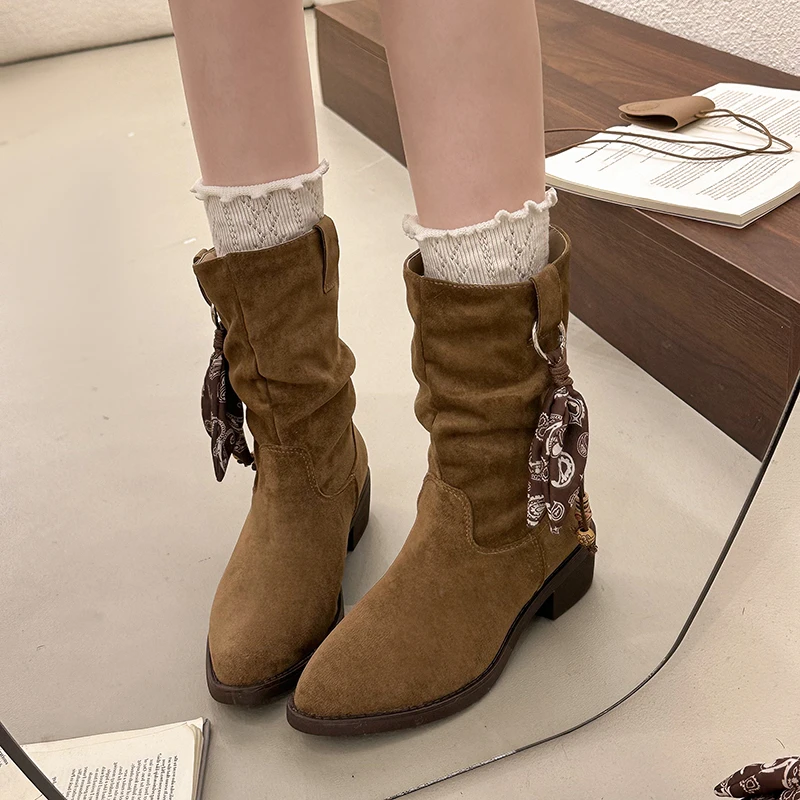 Retro Pile of Mid-leg Boots for Women 2026 Autumn and Winter New Pointed Toe Versatile Block Heel Shoes