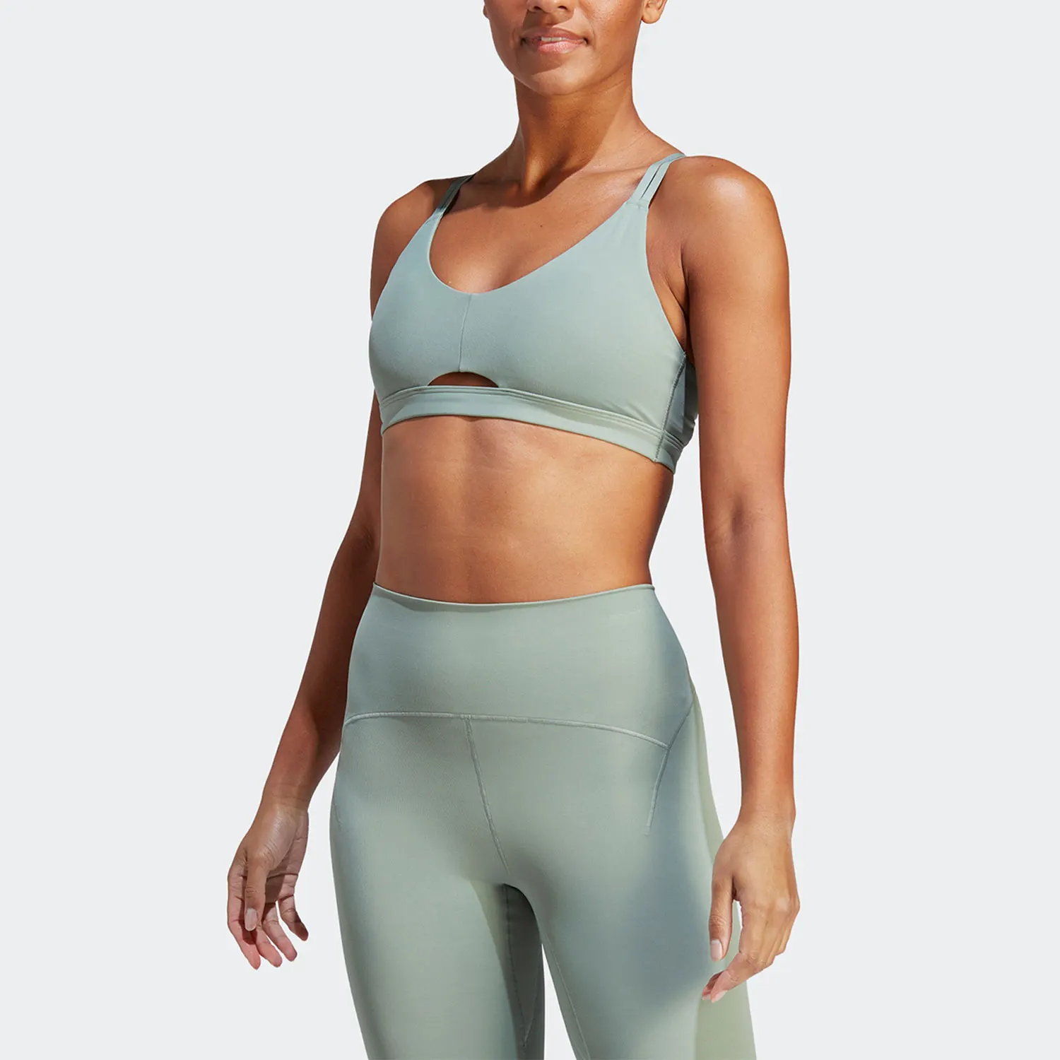 

Оригинальный женский спортивный бюстгальтер для йоги Adidas Low-Impact HR3038