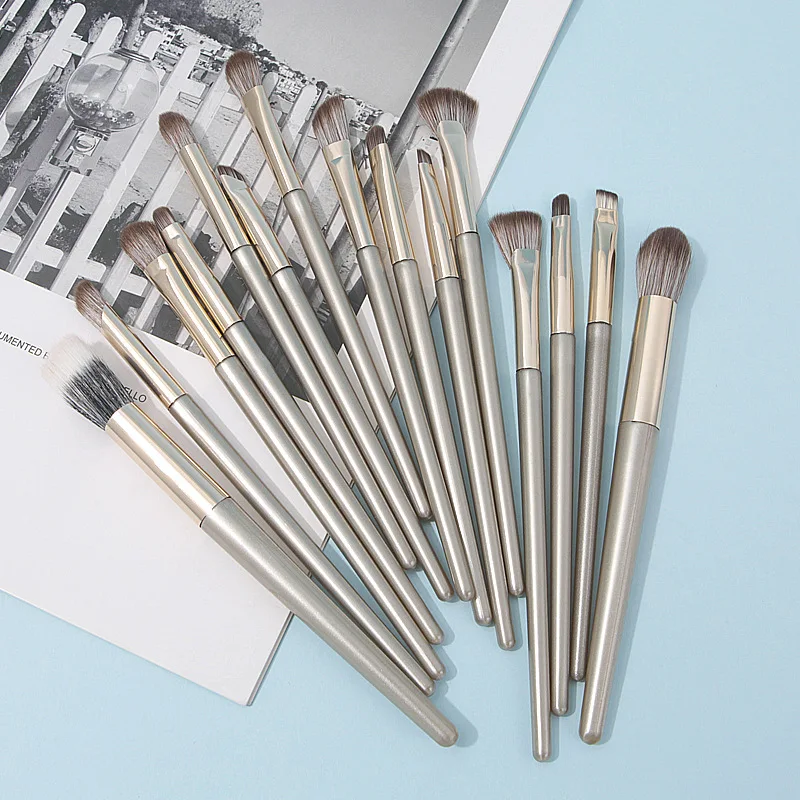 15 pezzi 8 pezzi set di pennelli per trucco dorato super morbido - kit di pennelli per contorno fard per occhi, naso, strumenti cosmetici professionali per il trucco del viso