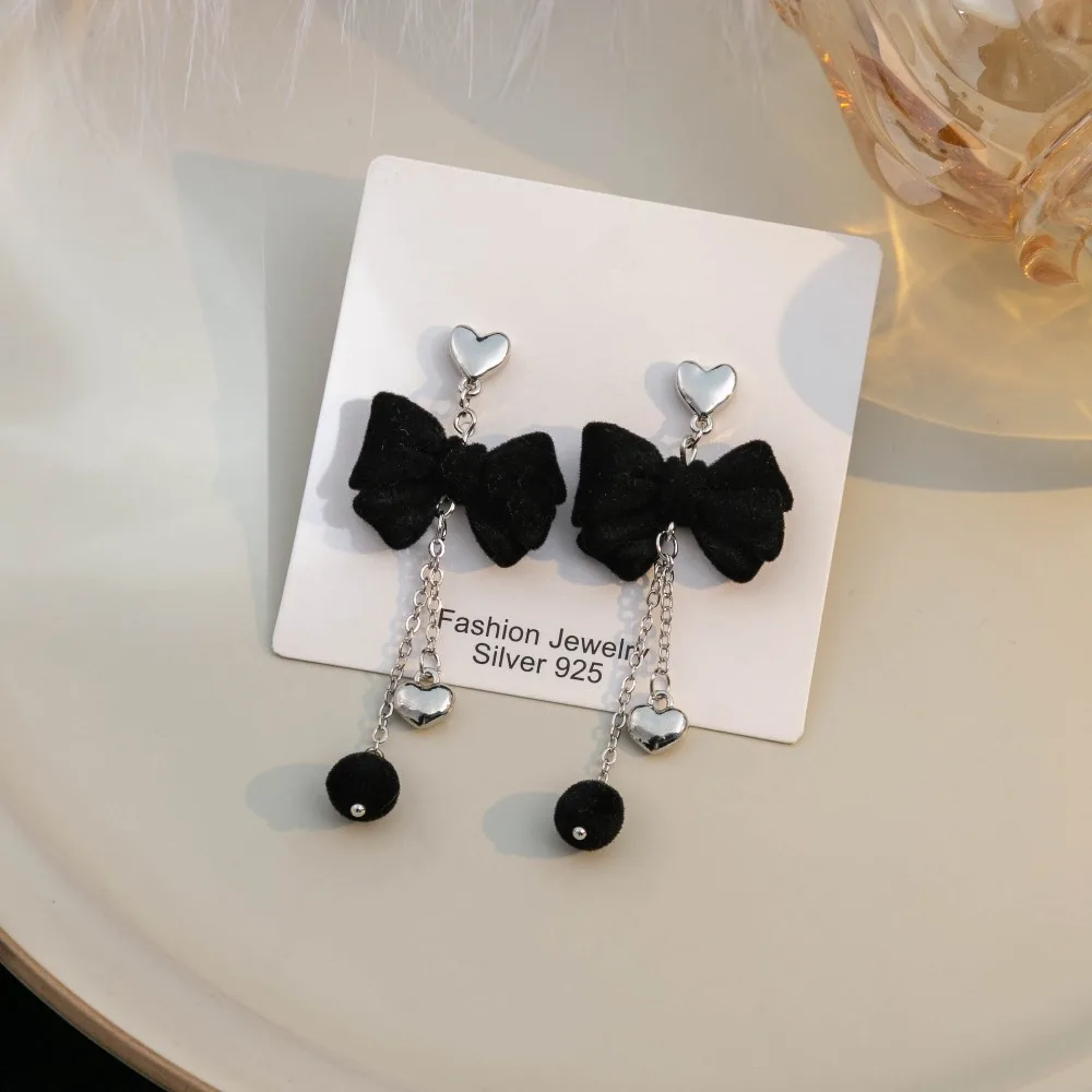 Sweet Bowknot Bow Drop Earrings Love Heart Jewelry Accessories Bowknot Ear Pendant Flocking Alloy Bow Dangle Earrings Party
