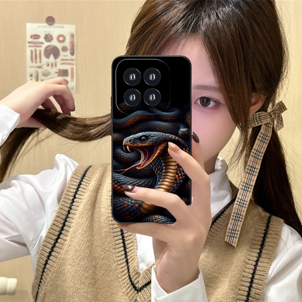 Fashion Snake Cool Mobile Cell Phone Case for Xiaomi 14 13 12 11 10 9 T Ultra Lite Pro S SE X 5G Black Soft Phone Cover Shell