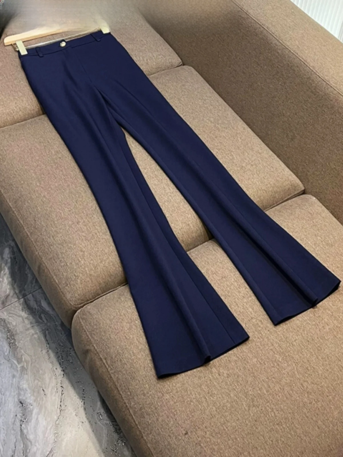 

High Waist Bell Bot Pants Slimming Design Casual Trousers for Pear aped Women Spring Commute Sle 2026 Collection